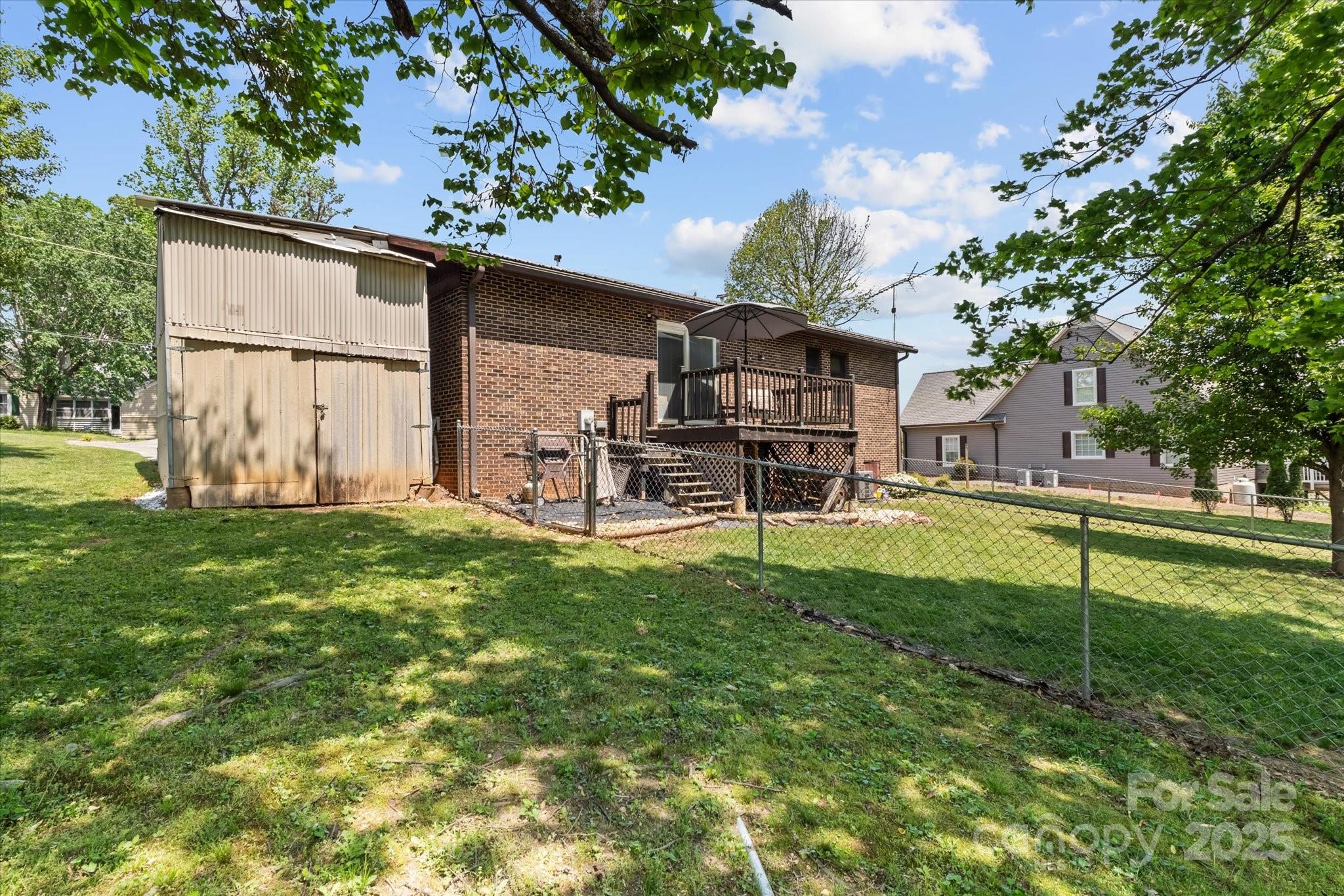 204 Triplett Street Property Photo 20