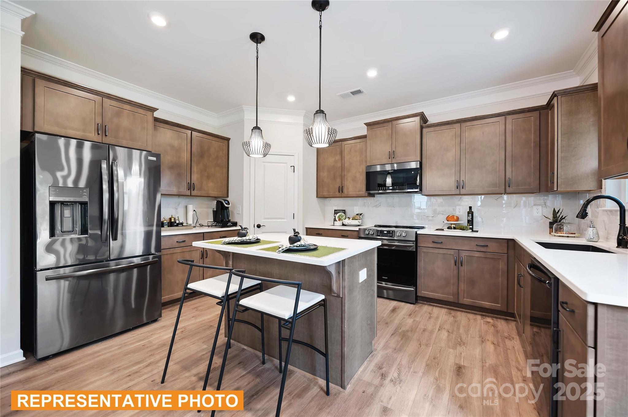 6308 Honor Avenue Property Photo 4