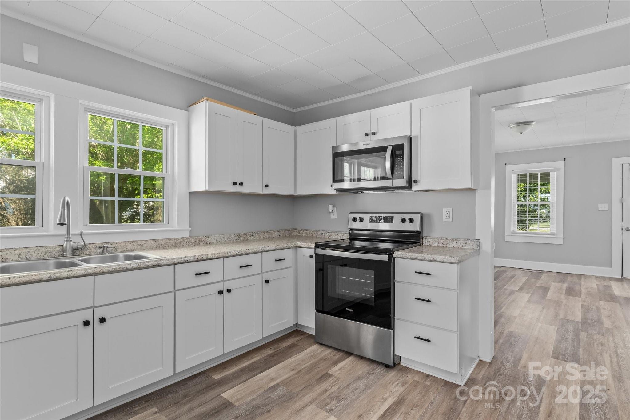 1516 Brock Road Property Photo 9