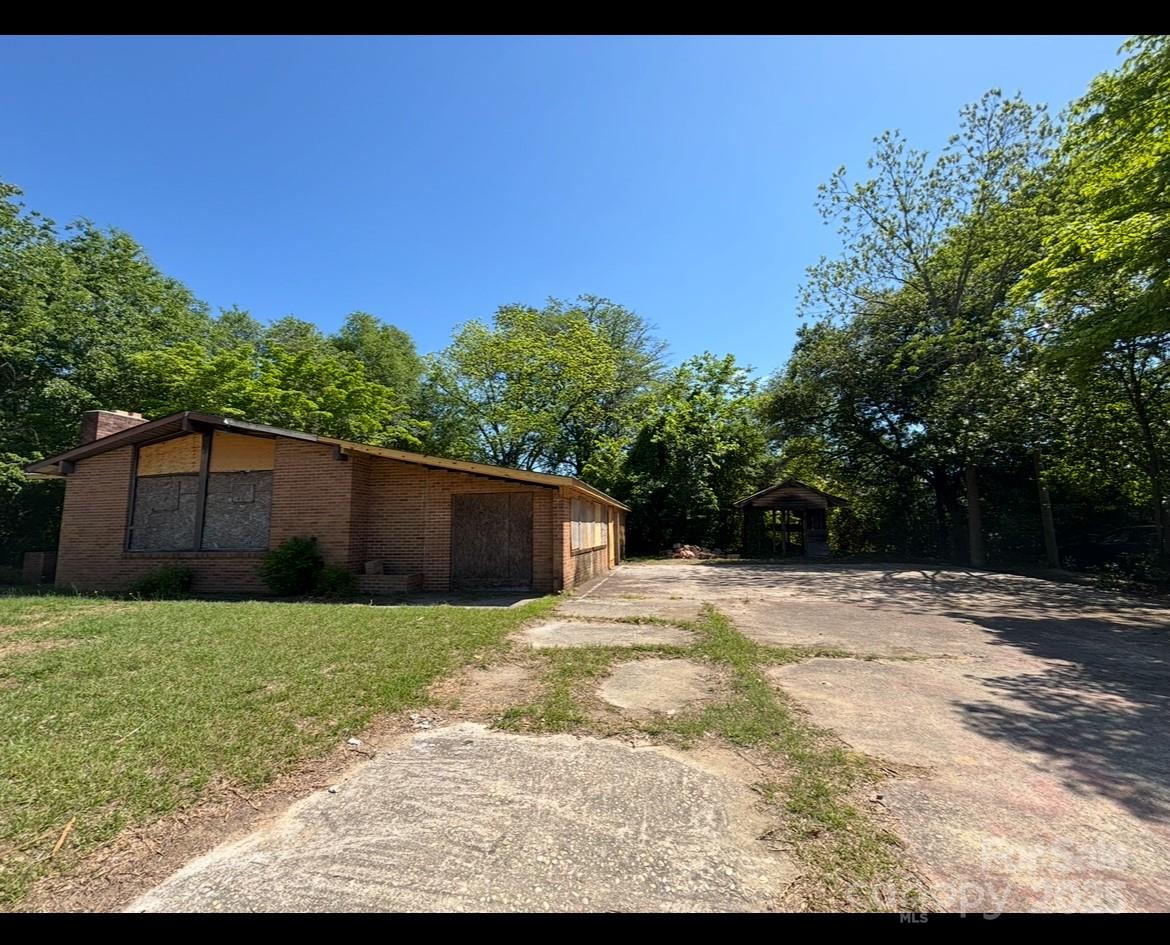 714 Pine Street Property Photo 2