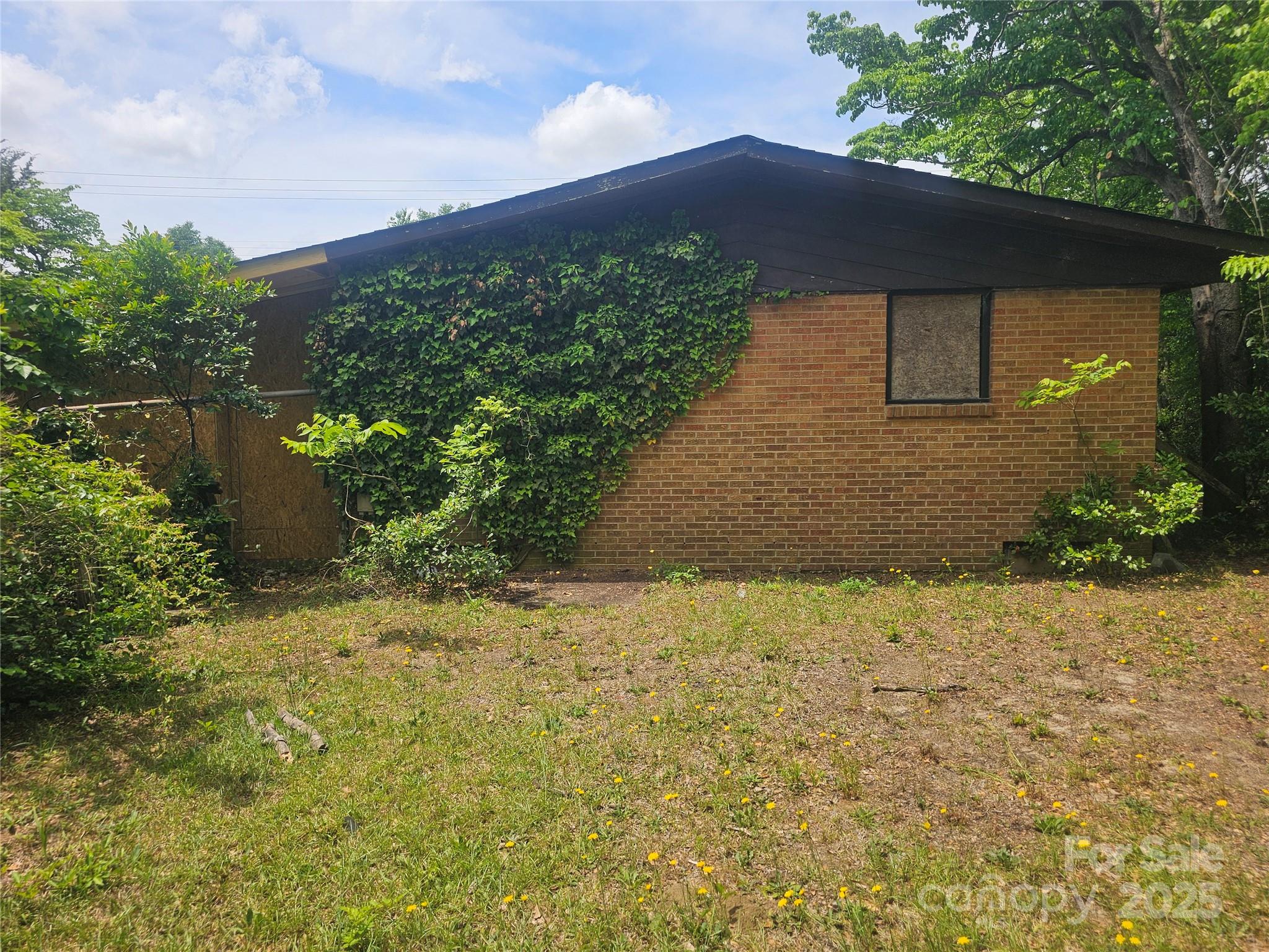 714 Pine Street Property Photo 7