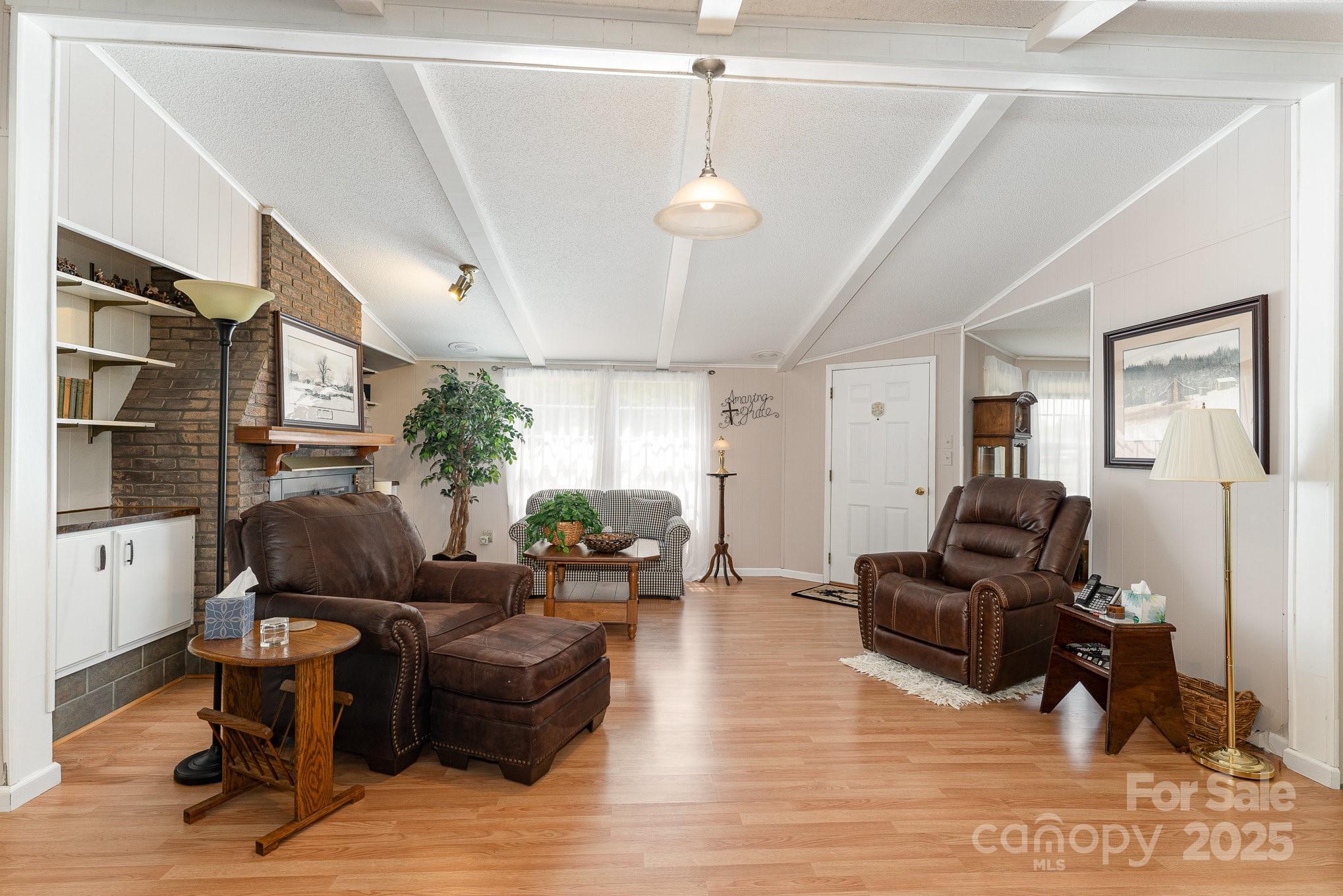 5013 Friendship Circle Road Property Photo 8