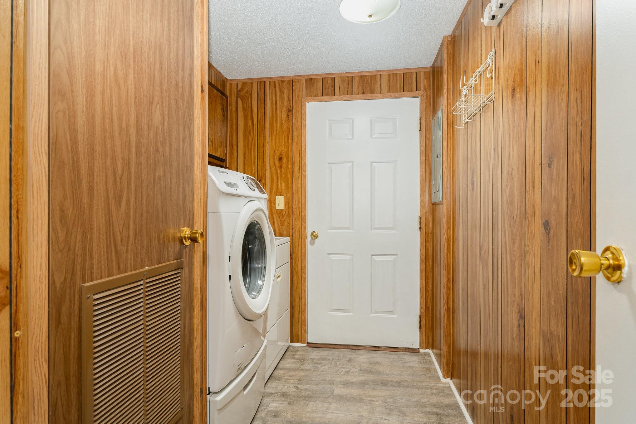 5013 Friendship Circle Road Property Photo 14