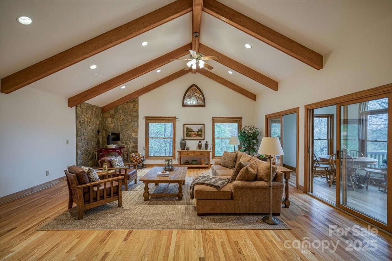 1521 Old Jonas Ridge Road Property Photo 1