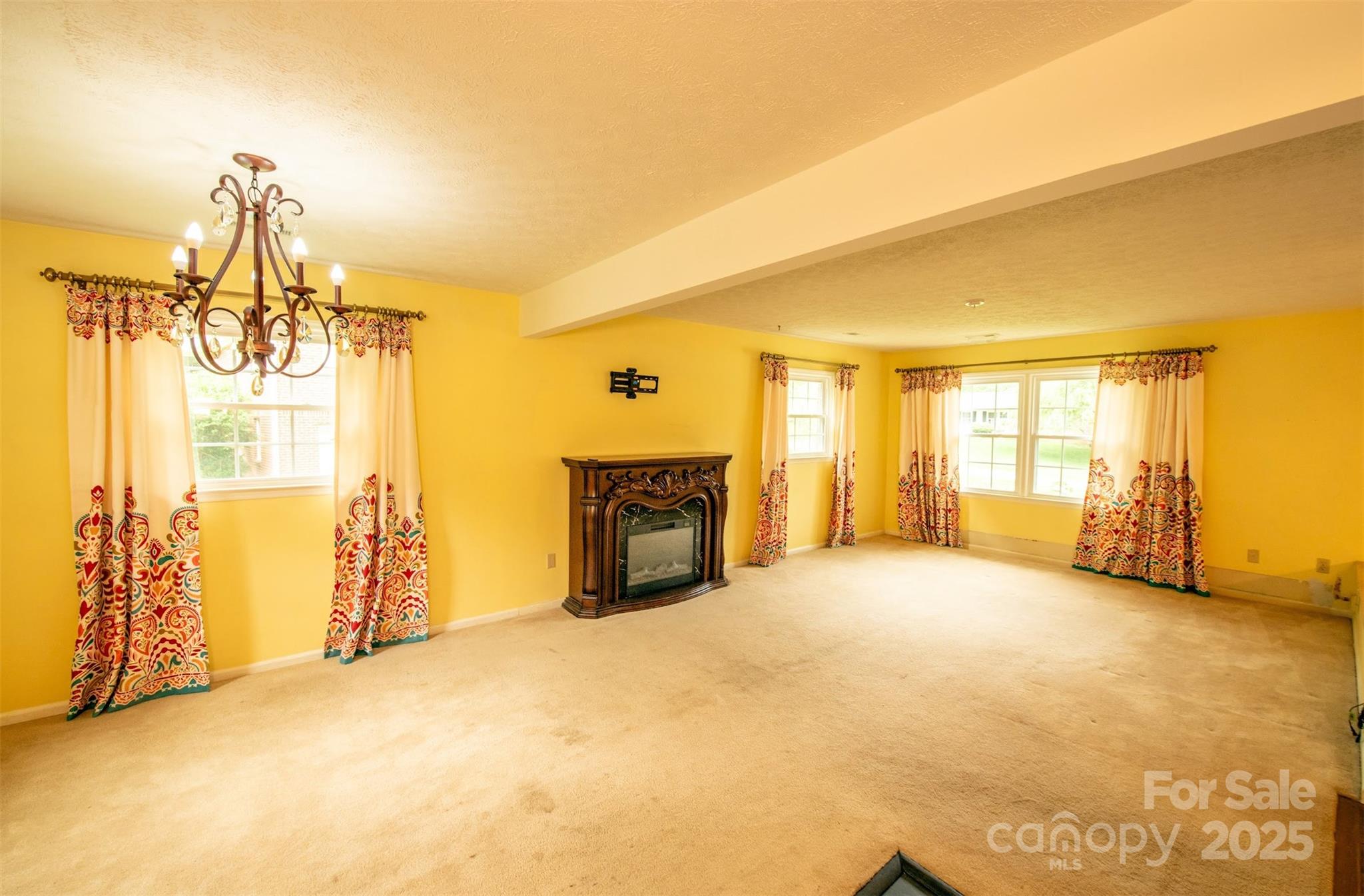 162 Fairway Hills Drive Property Photo 9