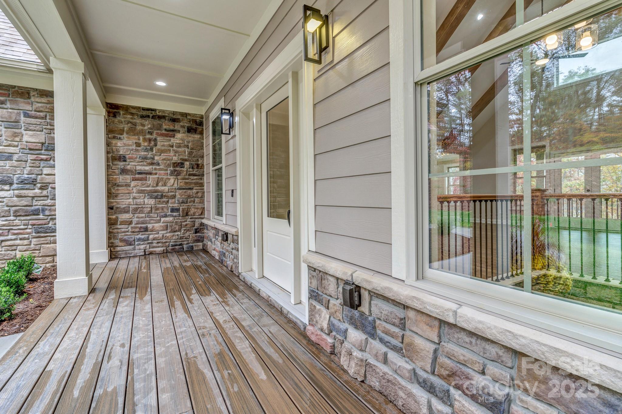 844 Settlers Trail Property Photo 6