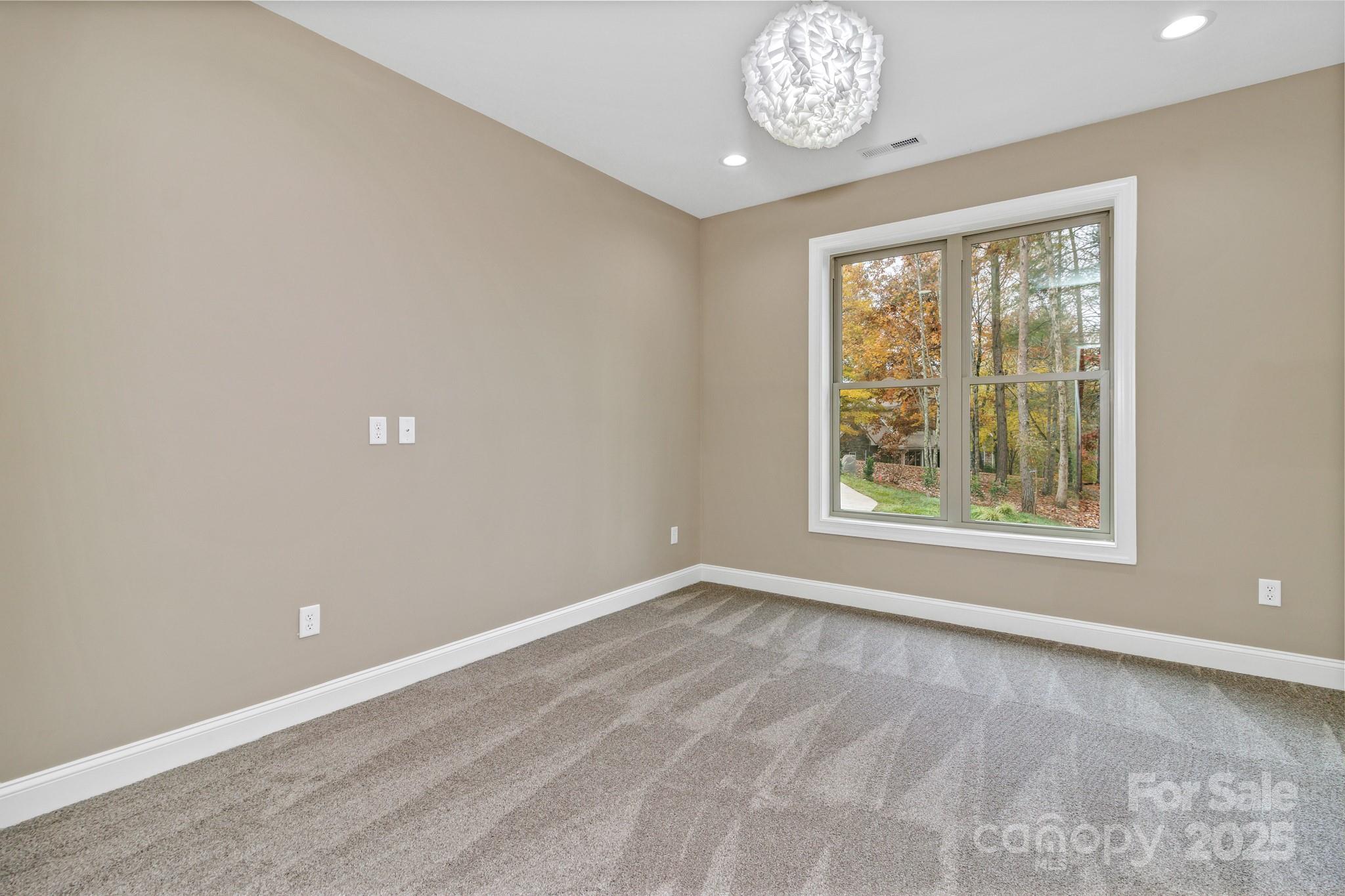 844 Settlers Trail Property Photo 31