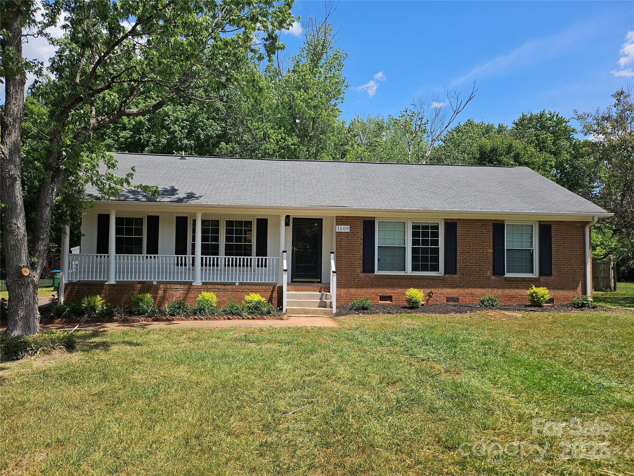 1109 Reid Harkey Road Property Photo 1
