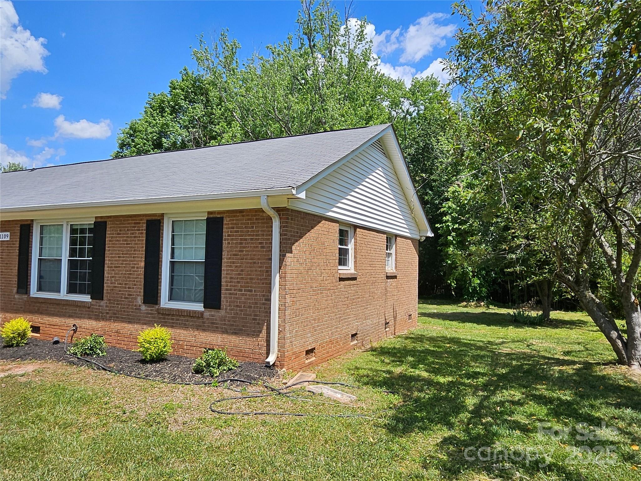 1109 Reid Harkey Road Property Photo 4