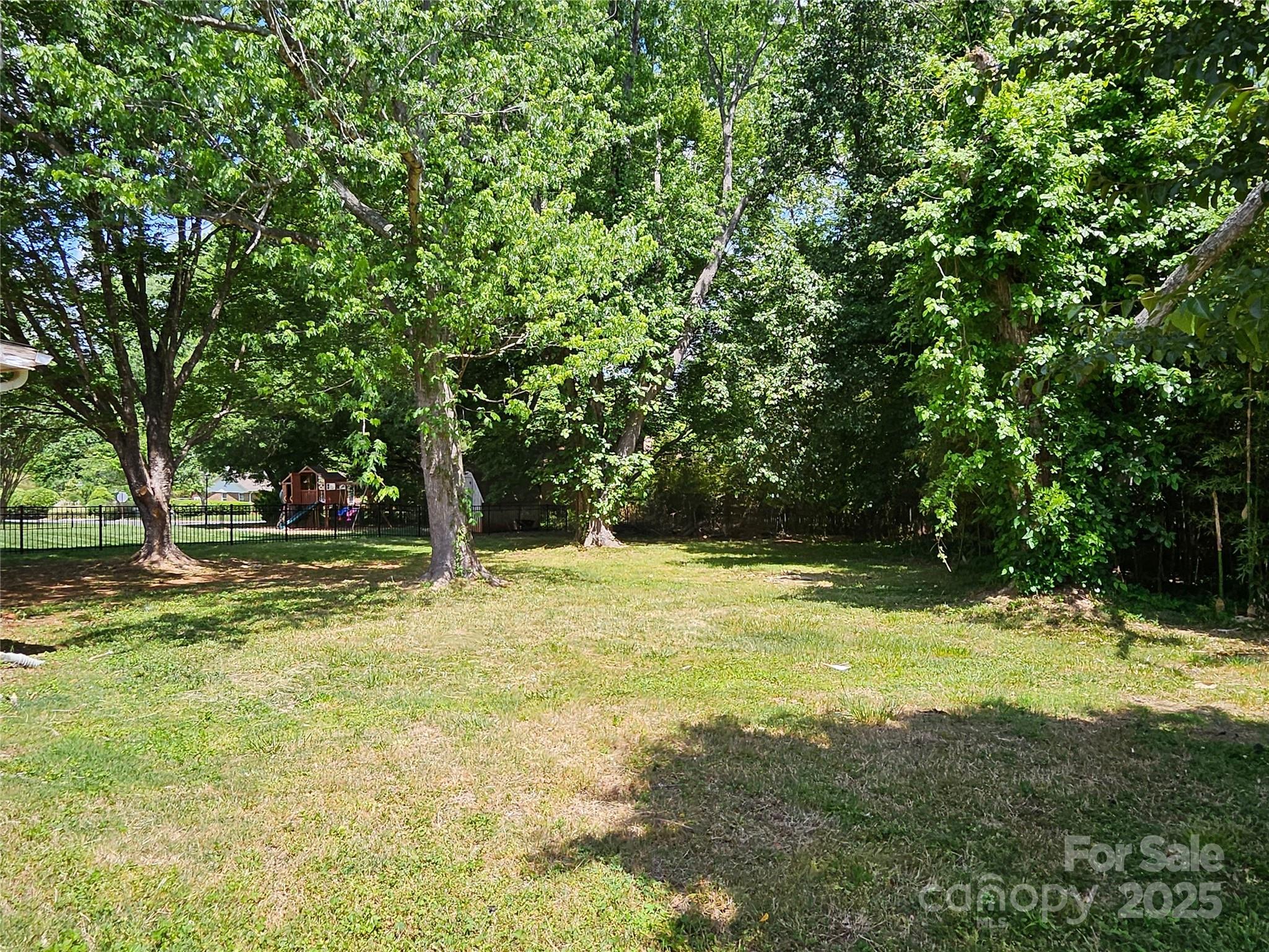 1109 Reid Harkey Road Property Photo 5