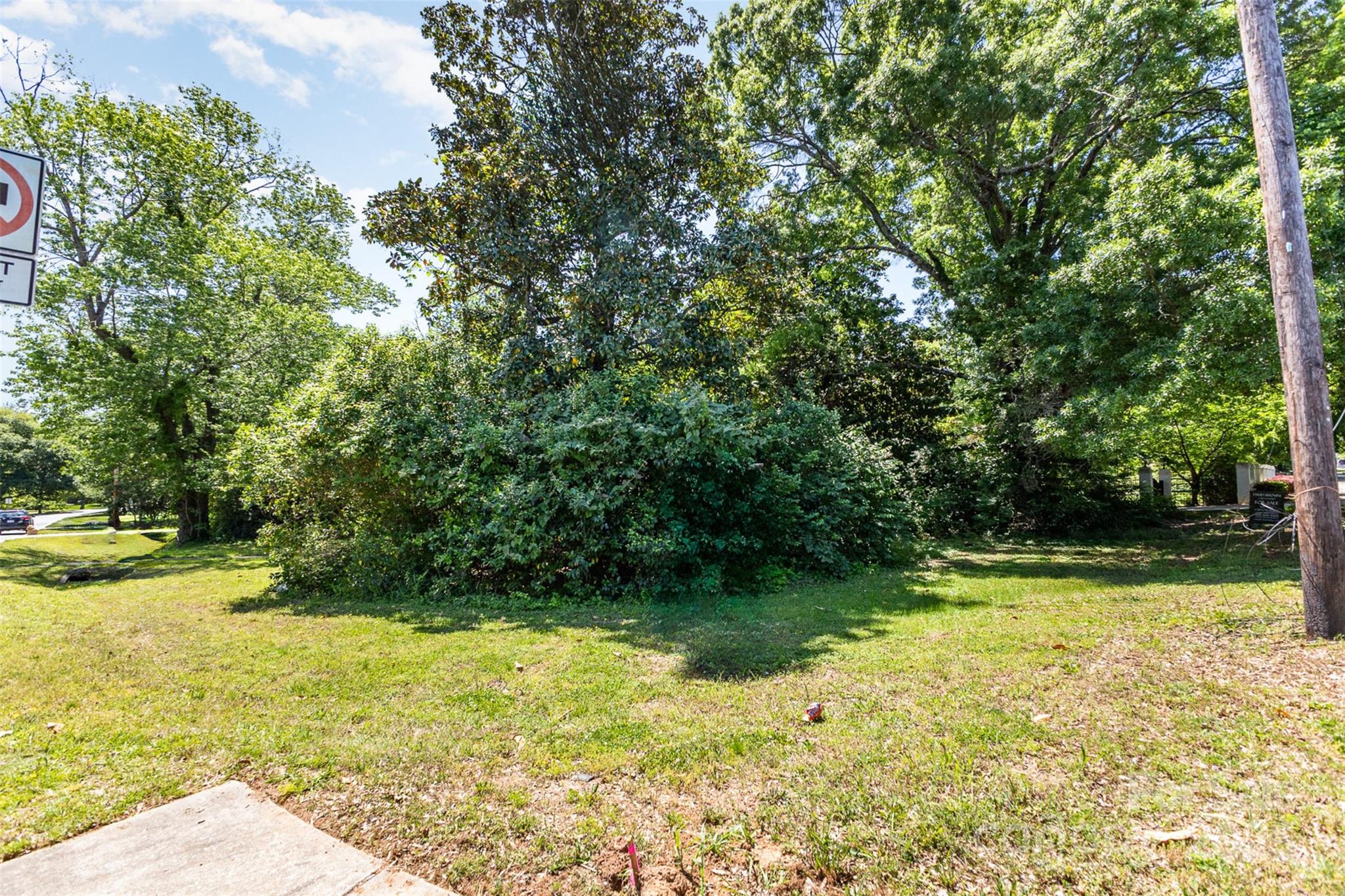 1501 S Wendover Road 1 Property Photo 10