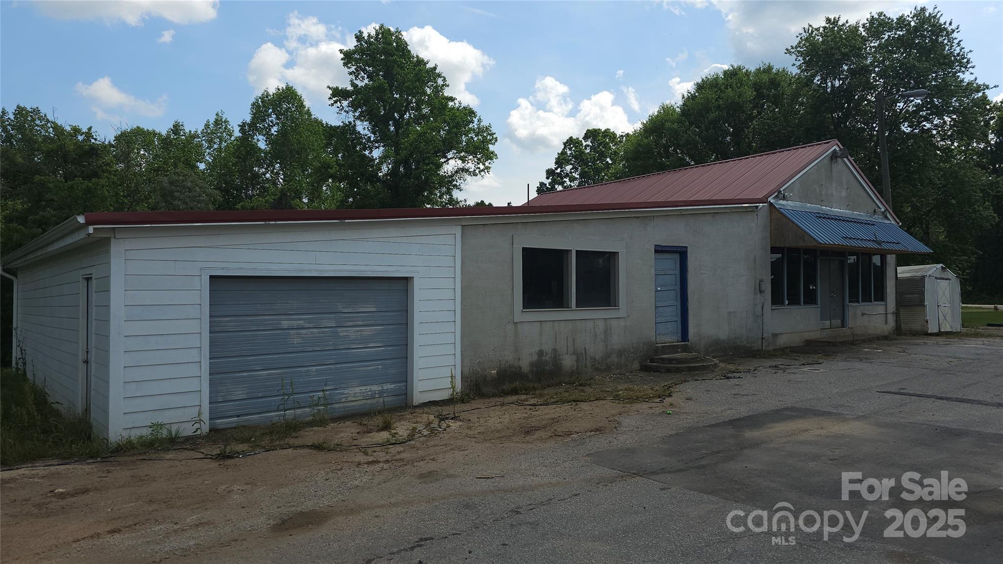 4025 W Nc 10 Highway Property Photo 3