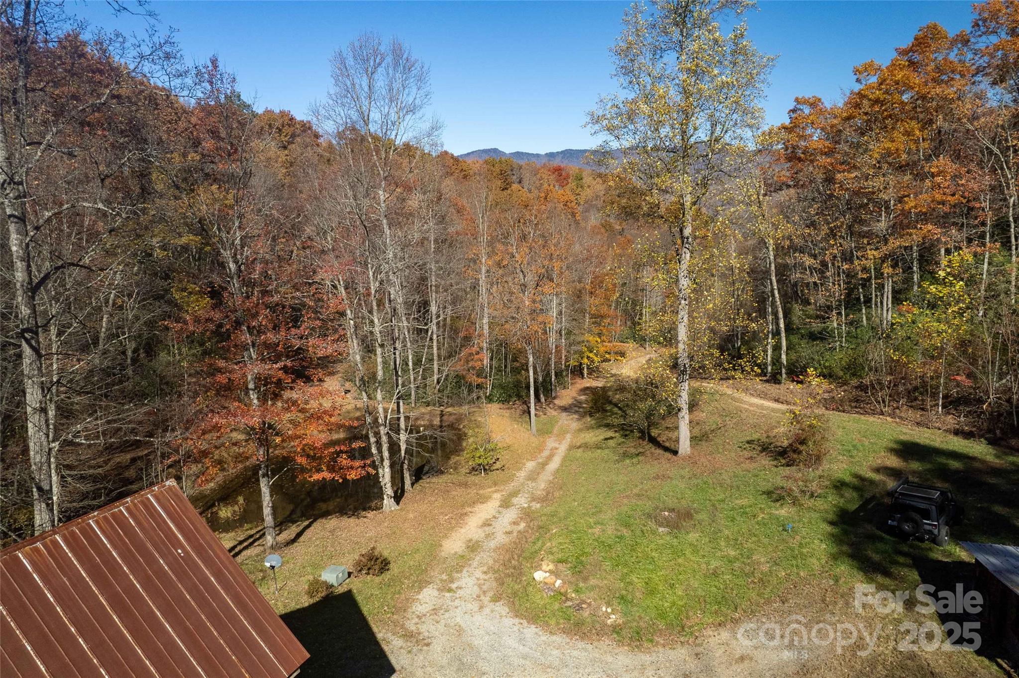 930 Copperhead Cove Property Photo 4