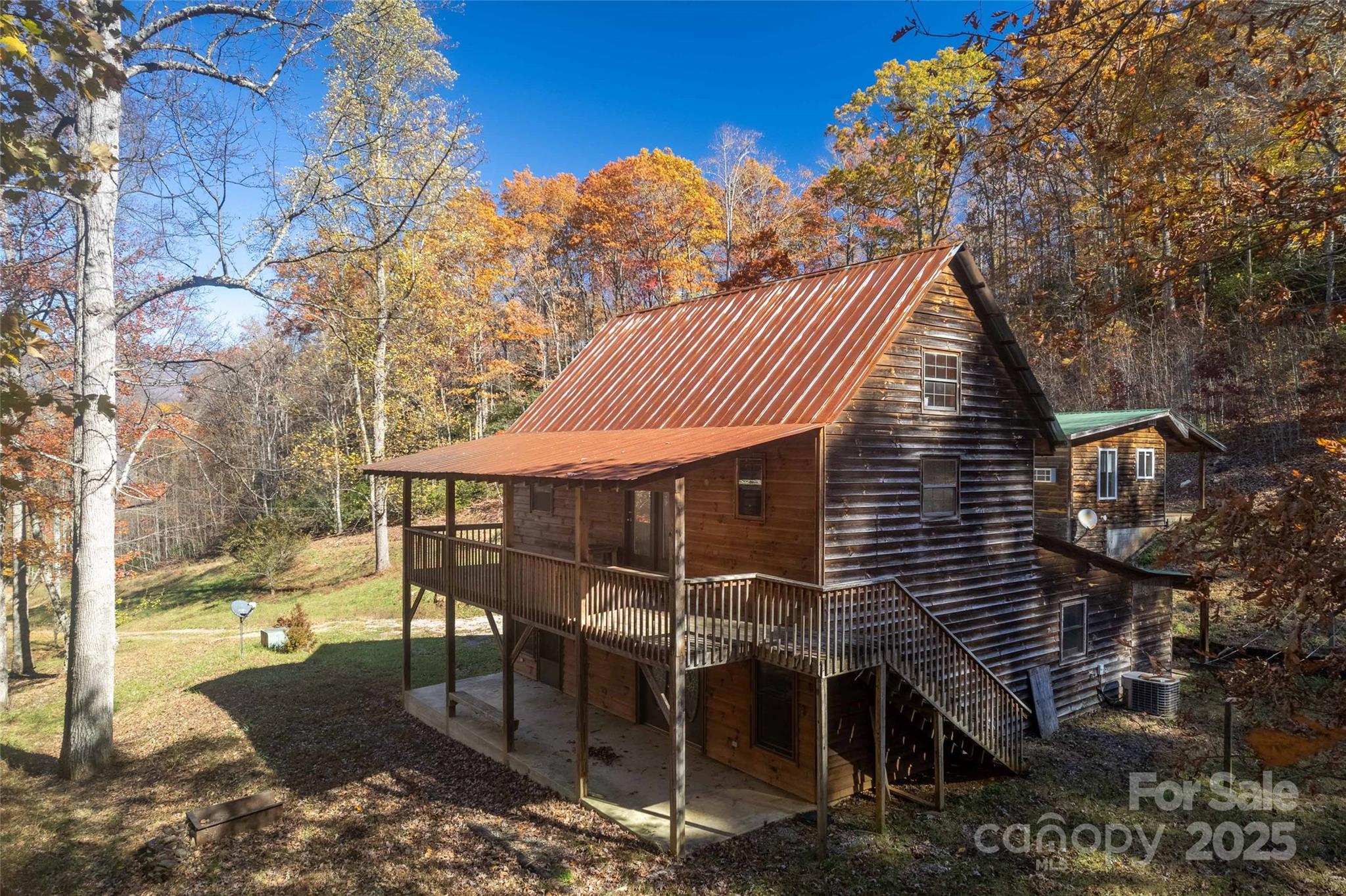 930 Copperhead Cove Property Photo 7