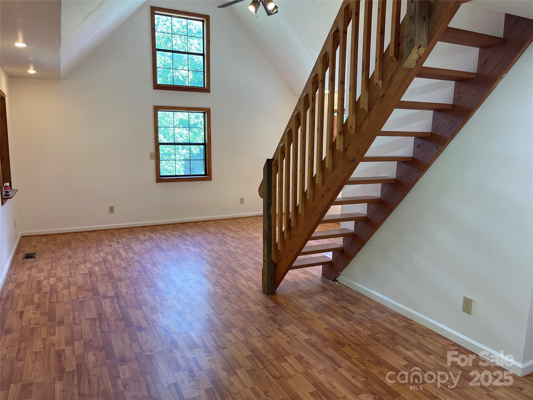 930 Copperhead Cove Property Photo 16