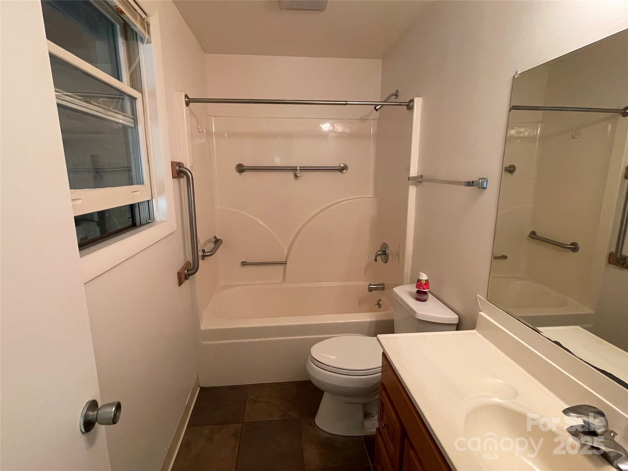 930 Copperhead Cove Property Photo 18