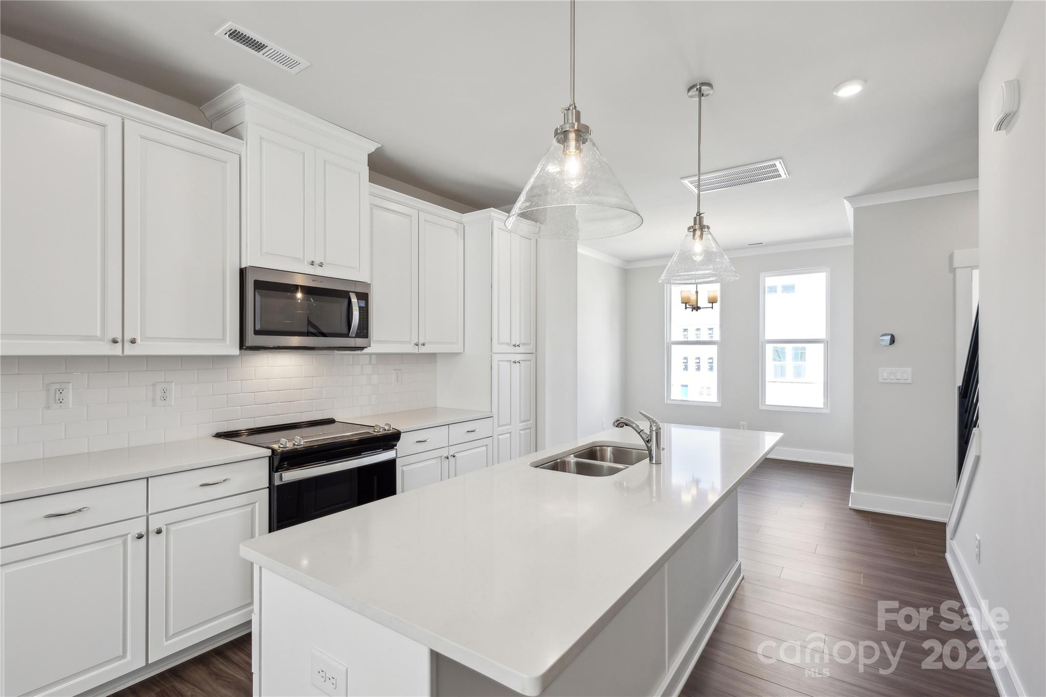 2013 Clarksdale Drive 38 Property Photo 1