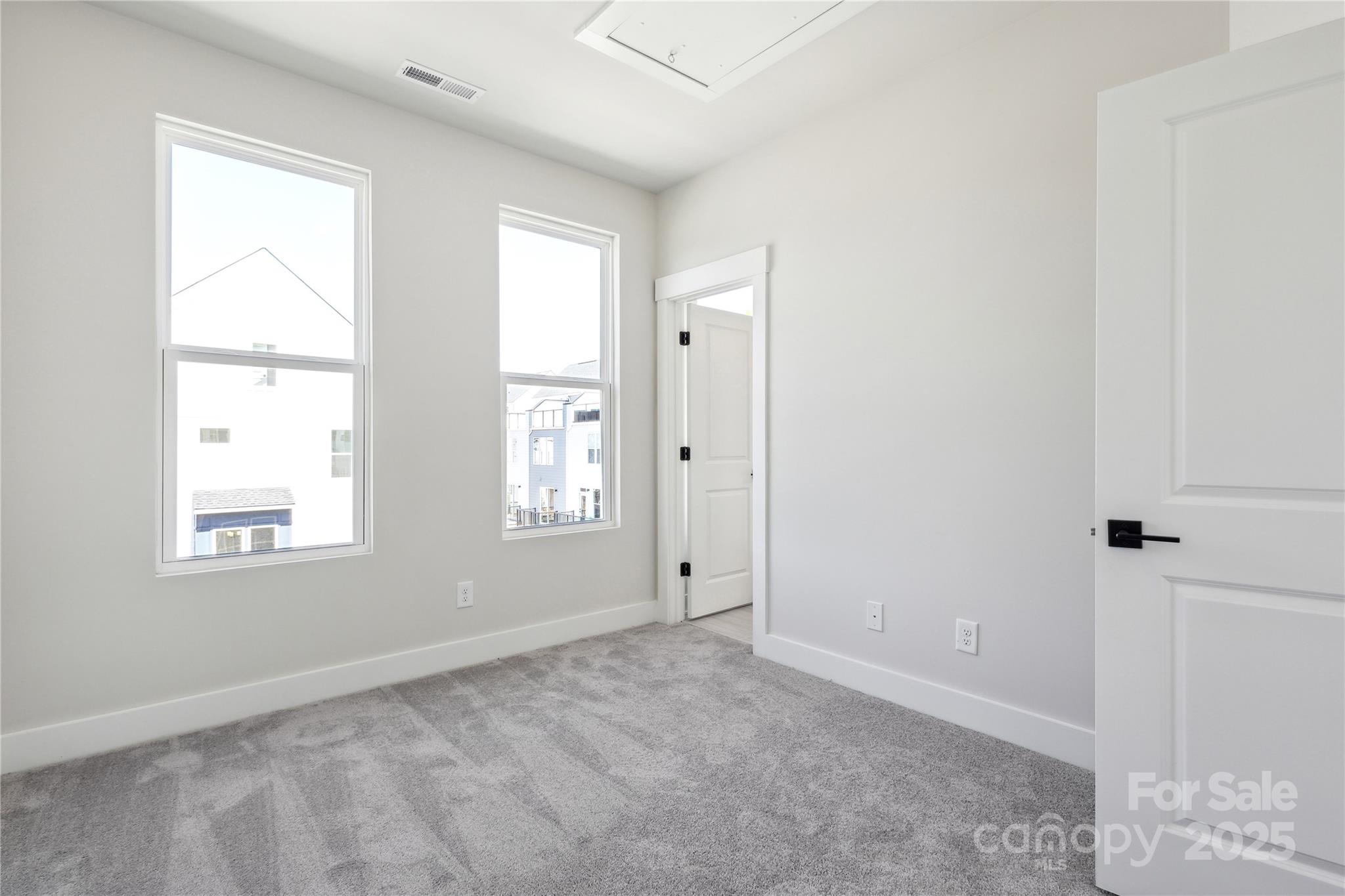 2013 Clarksdale Drive 38 Property Photo 9