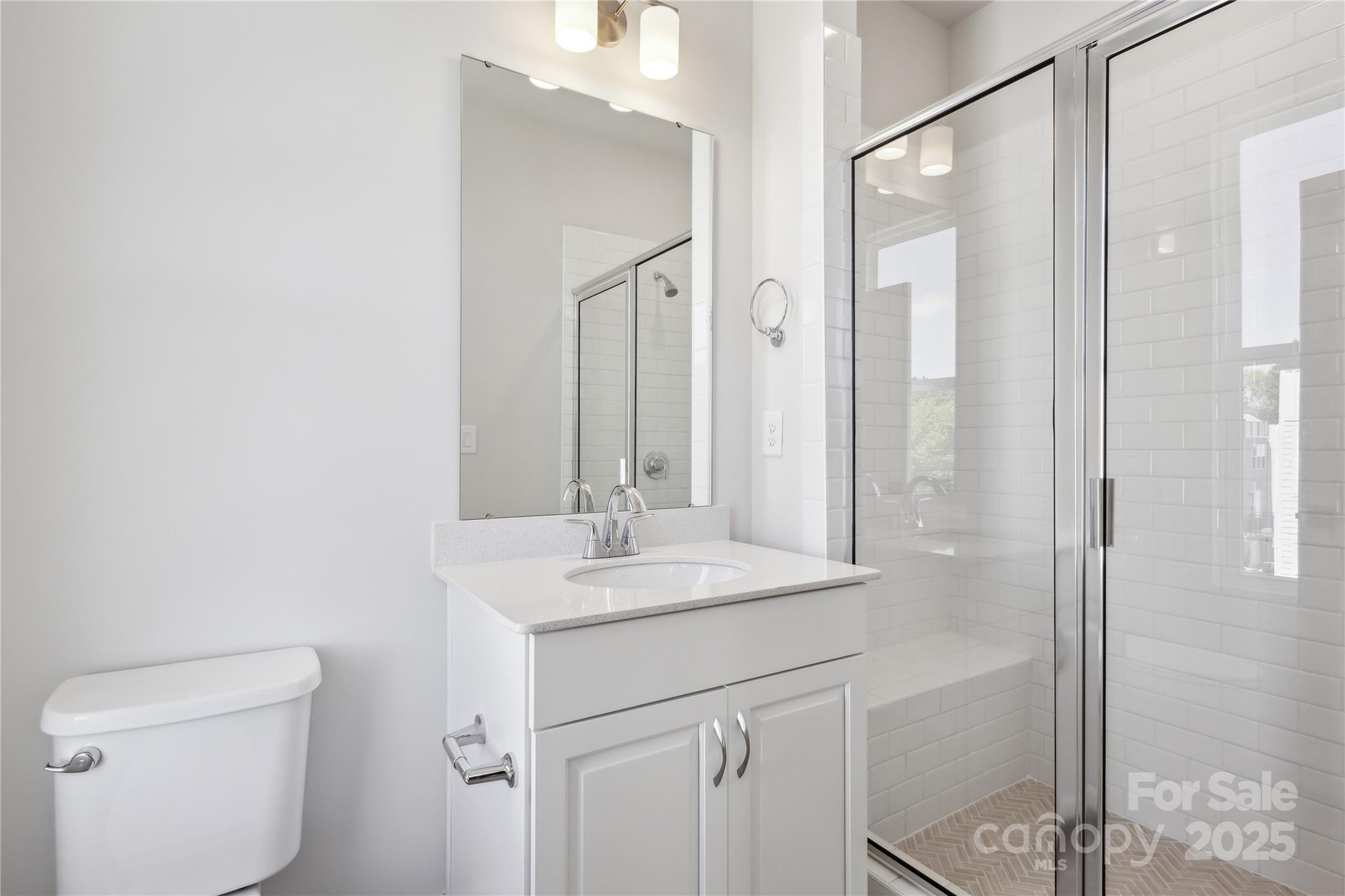 2013 Clarksdale Drive 38 Property Photo 10