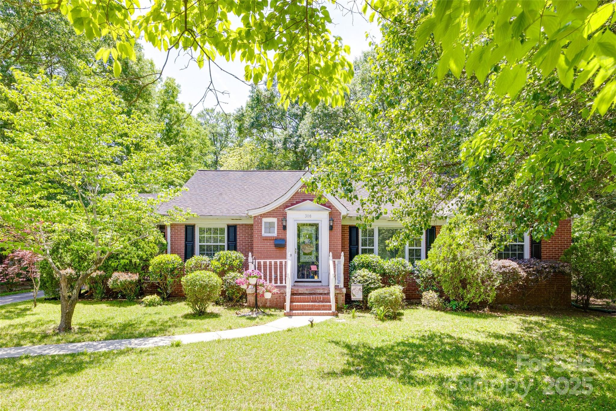 308 Gillsbrook Road Property Photo