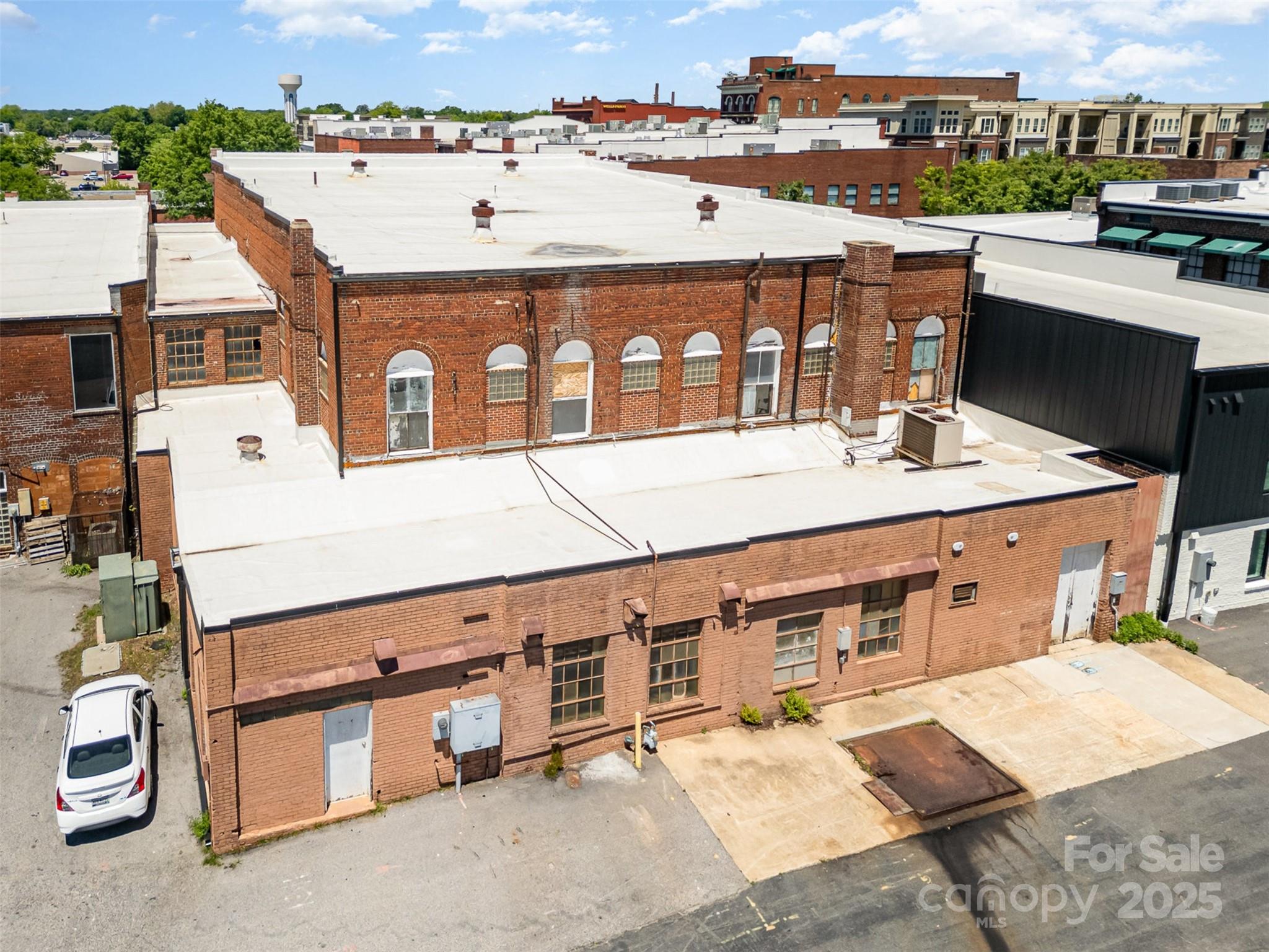 109 Hampton Street Property Photo 36