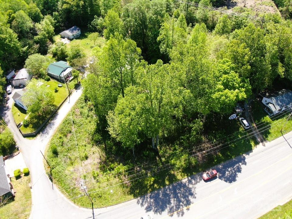 000 Charles Place Property Photo 7