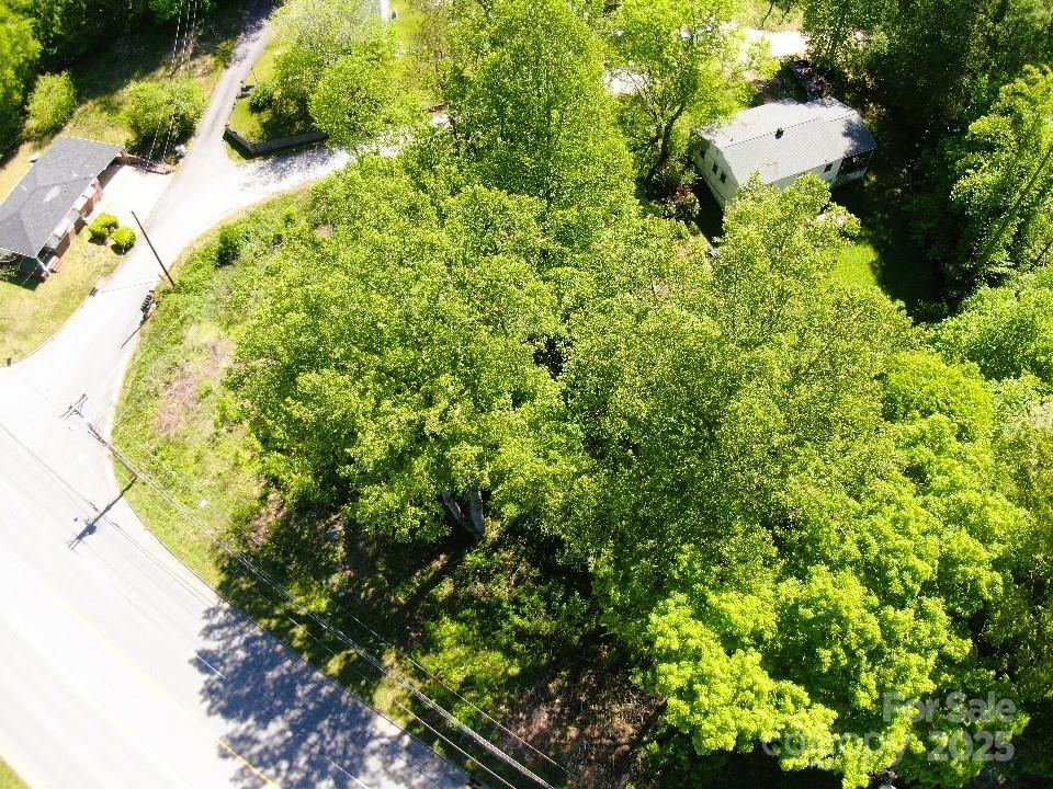 000 Charles Place Property Photo 8