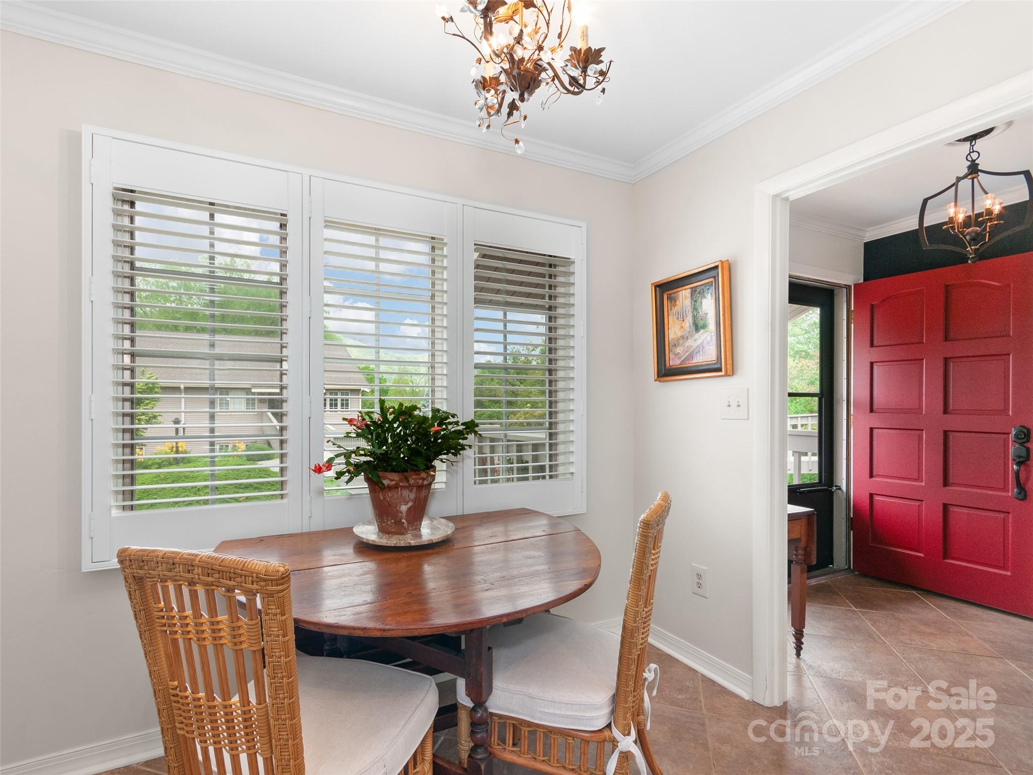 671 S Haywood Street 108b Property Photo 9