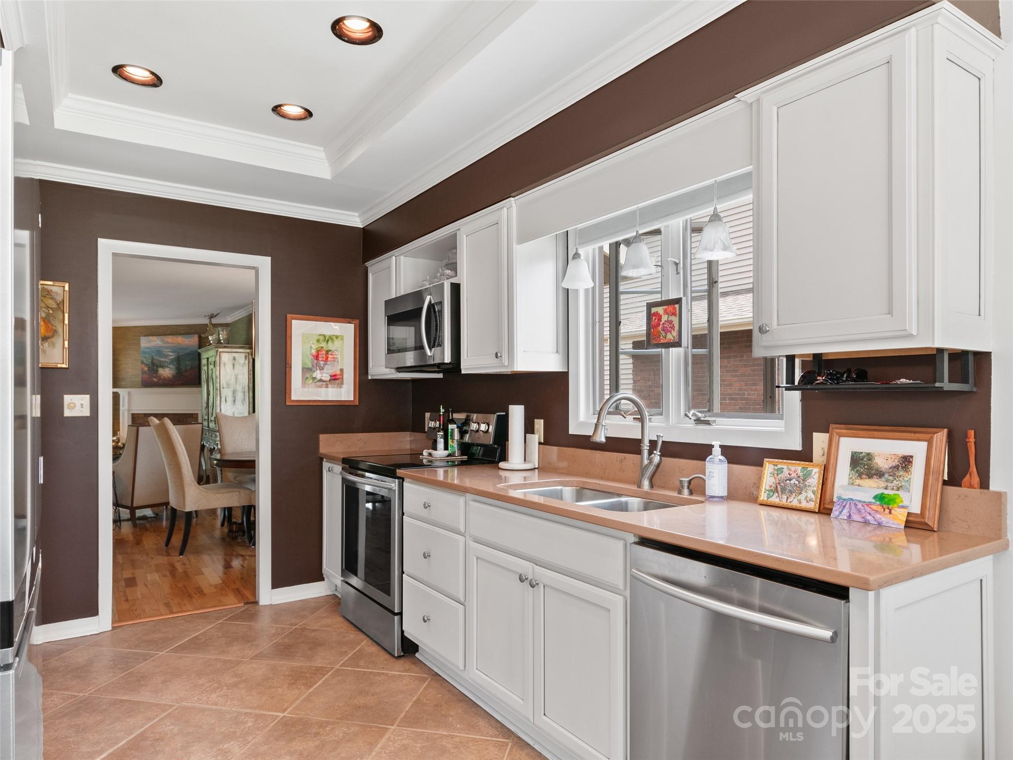 671 S Haywood Street 108b Property Photo 13