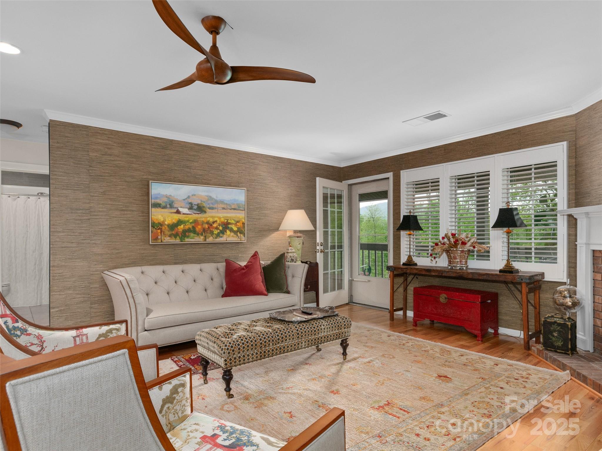 671 S Haywood Street 108b Property Photo 19