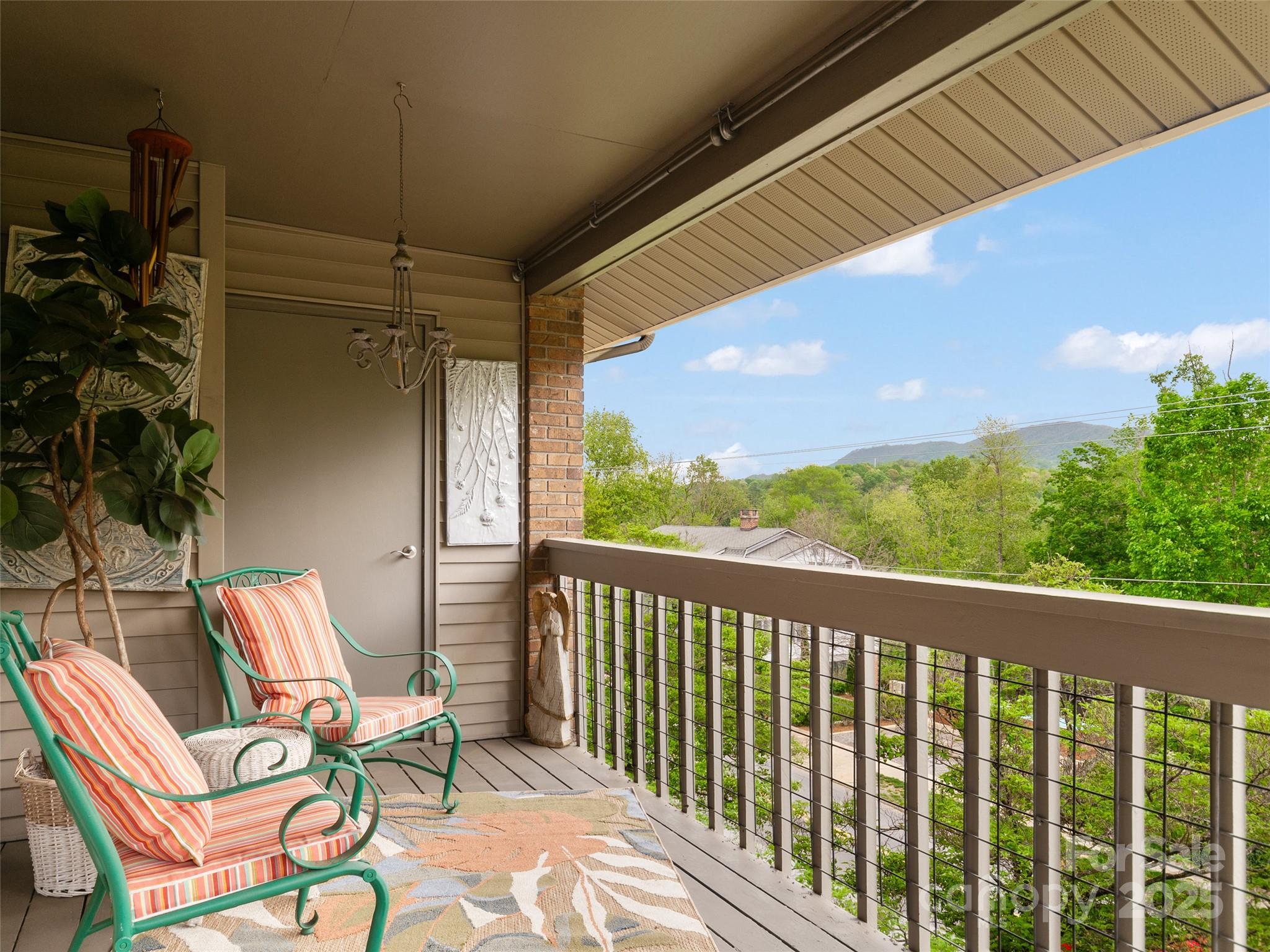 671 S Haywood Street 108b Property Photo 21