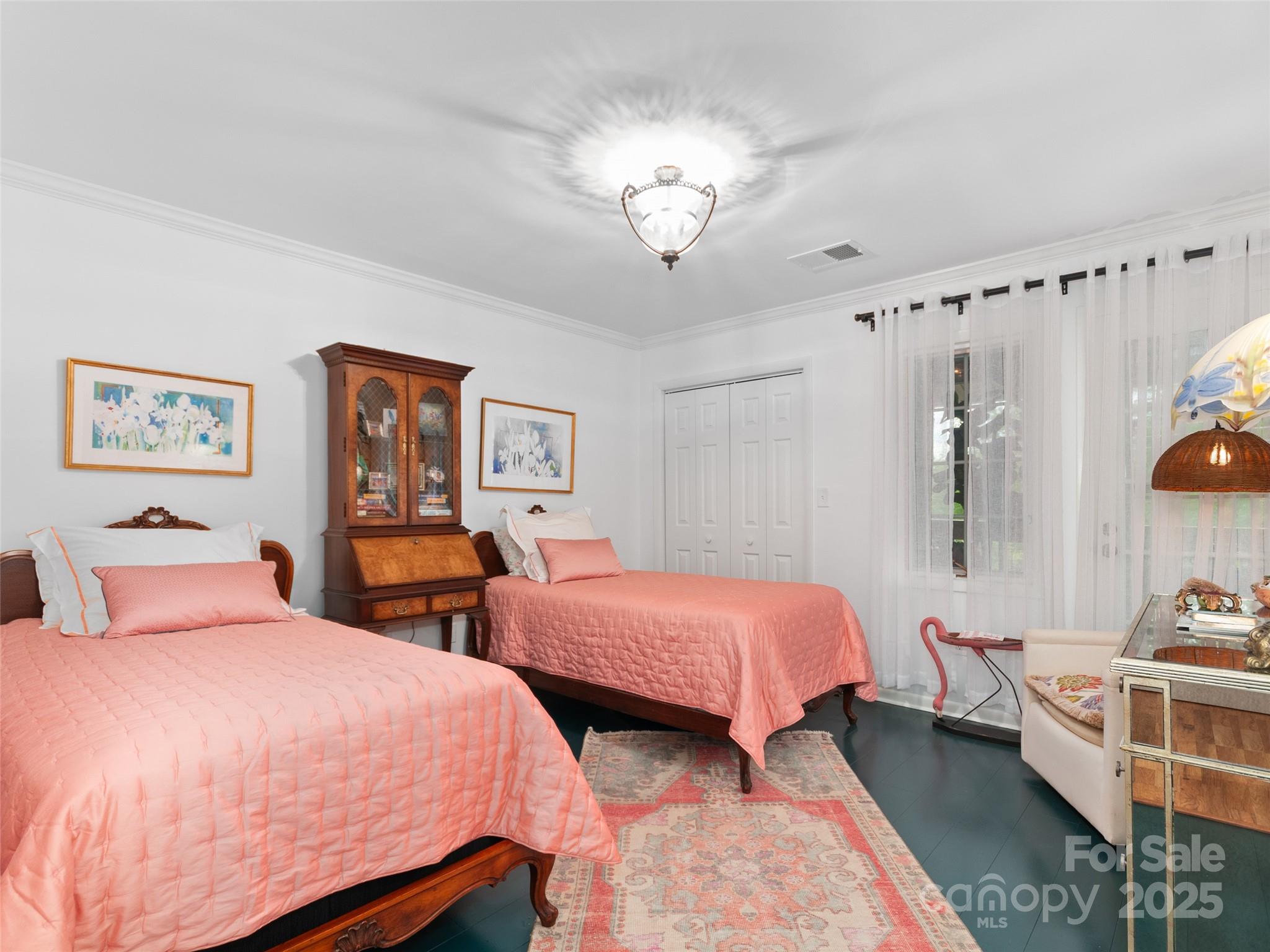 671 S Haywood Street 108b Property Photo 29