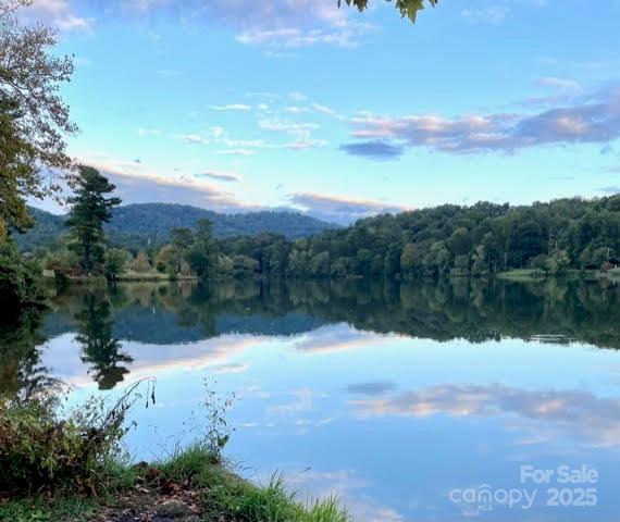 8 Midland Drive Property Photo 6