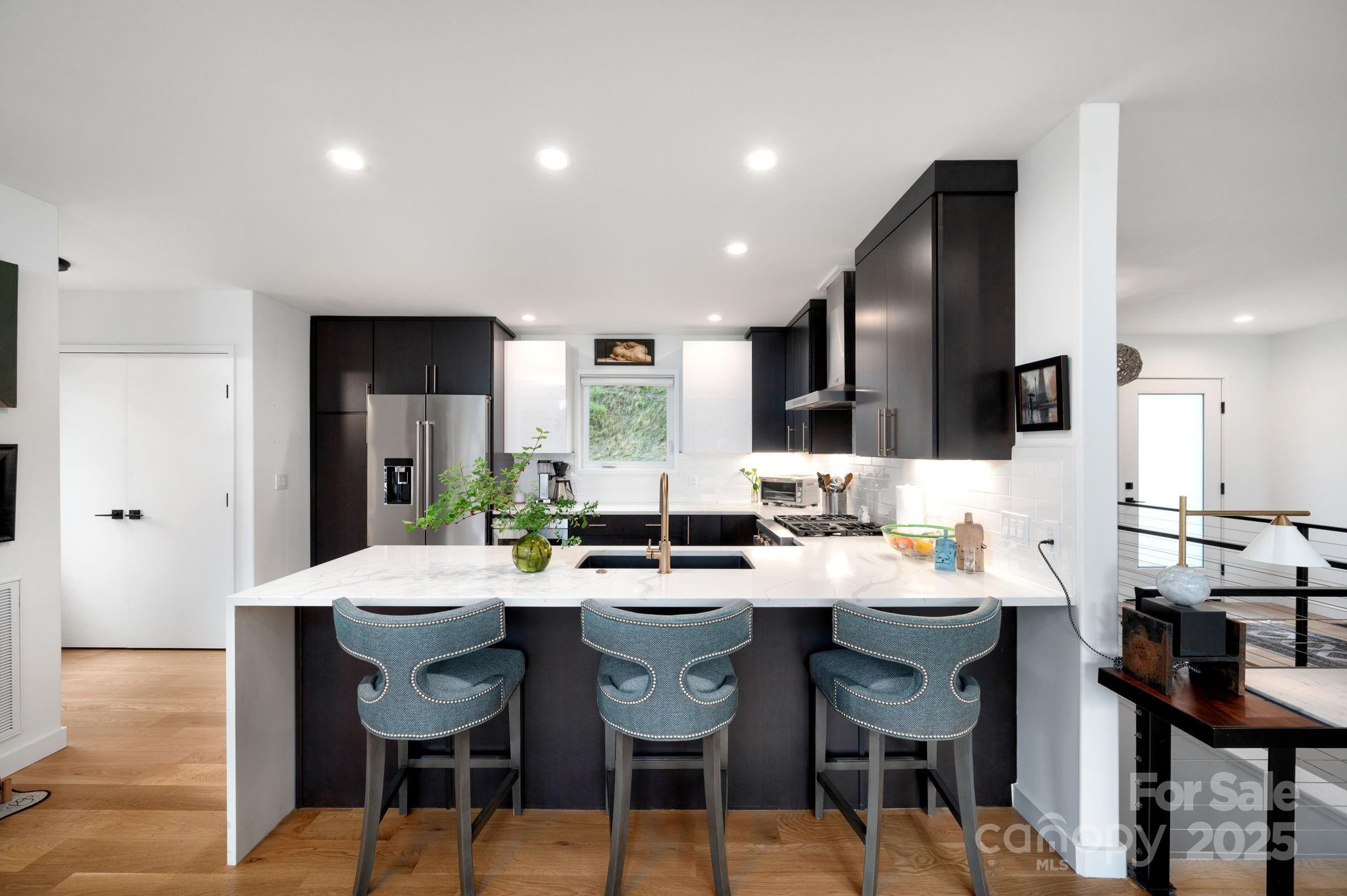 8 Midland Drive Property Photo 14