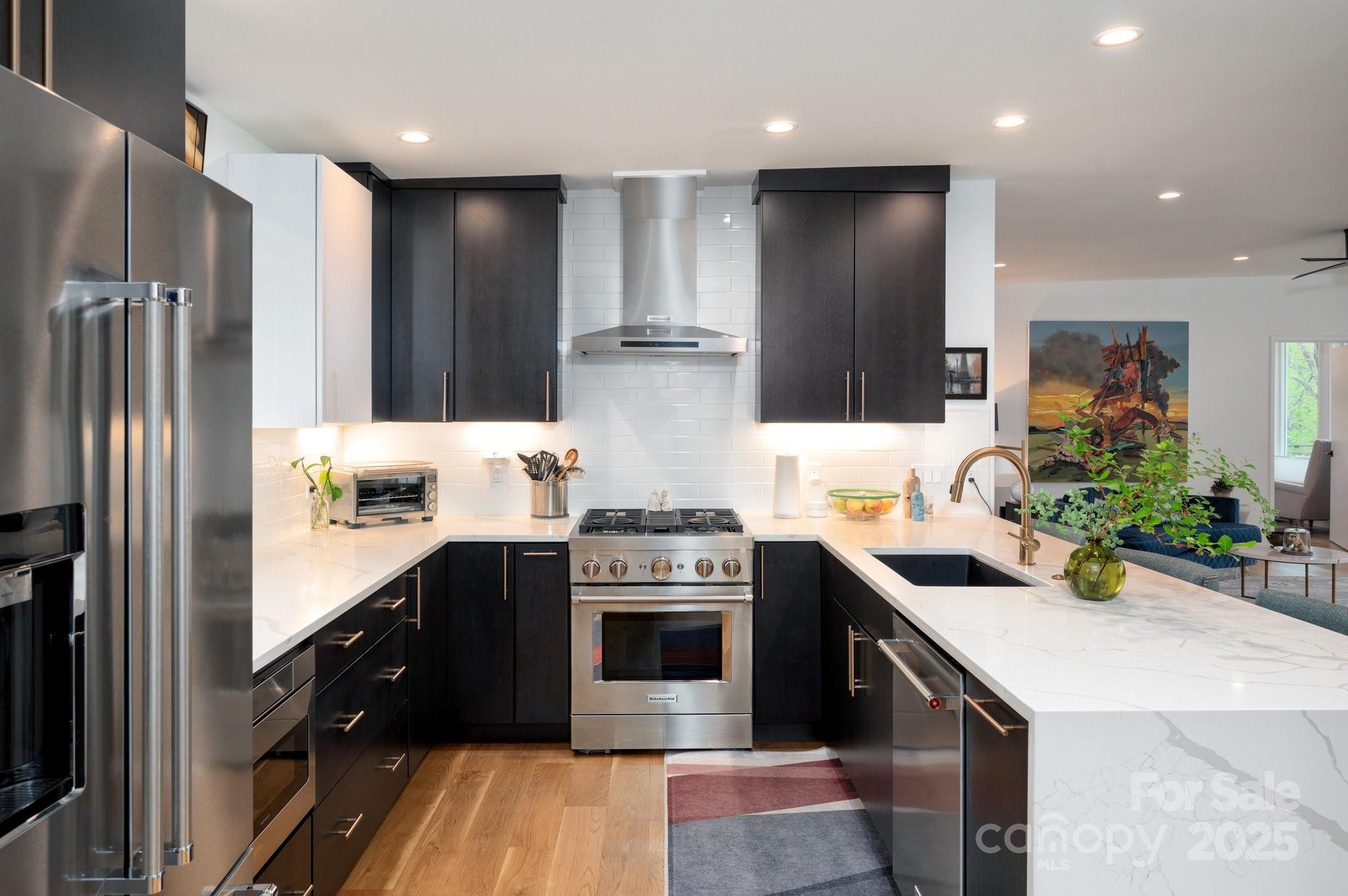 8 Midland Drive Property Photo 15