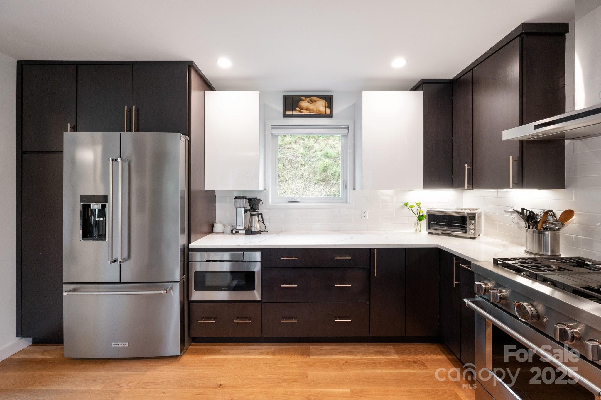 8 Midland Drive Property Photo 16