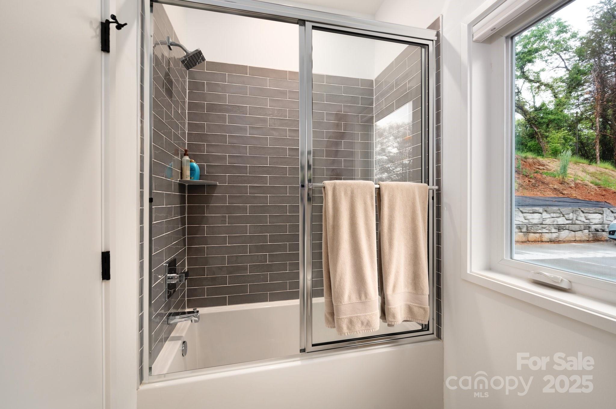 8 Midland Drive Property Photo 37