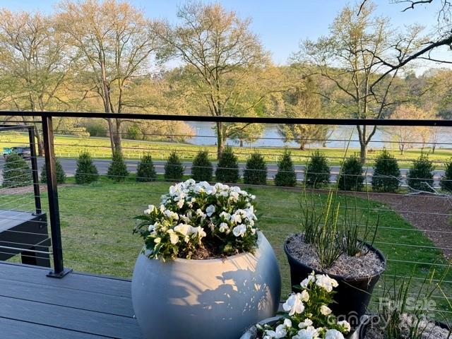 8 Midland Drive Property Photo 38