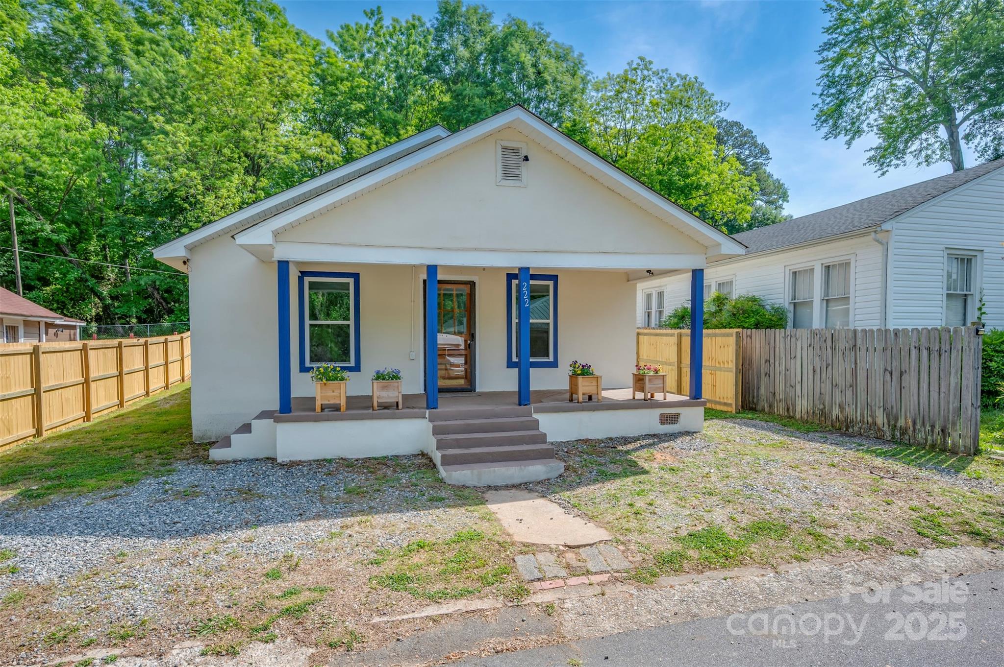 222 Textile Avenue Property Photo 1