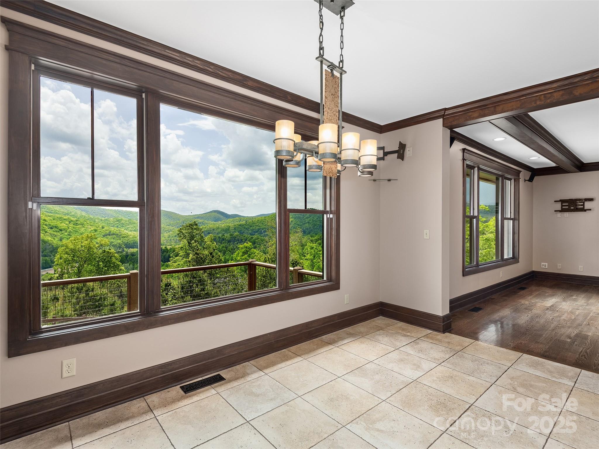 91 Watershed Way Property Photo 7