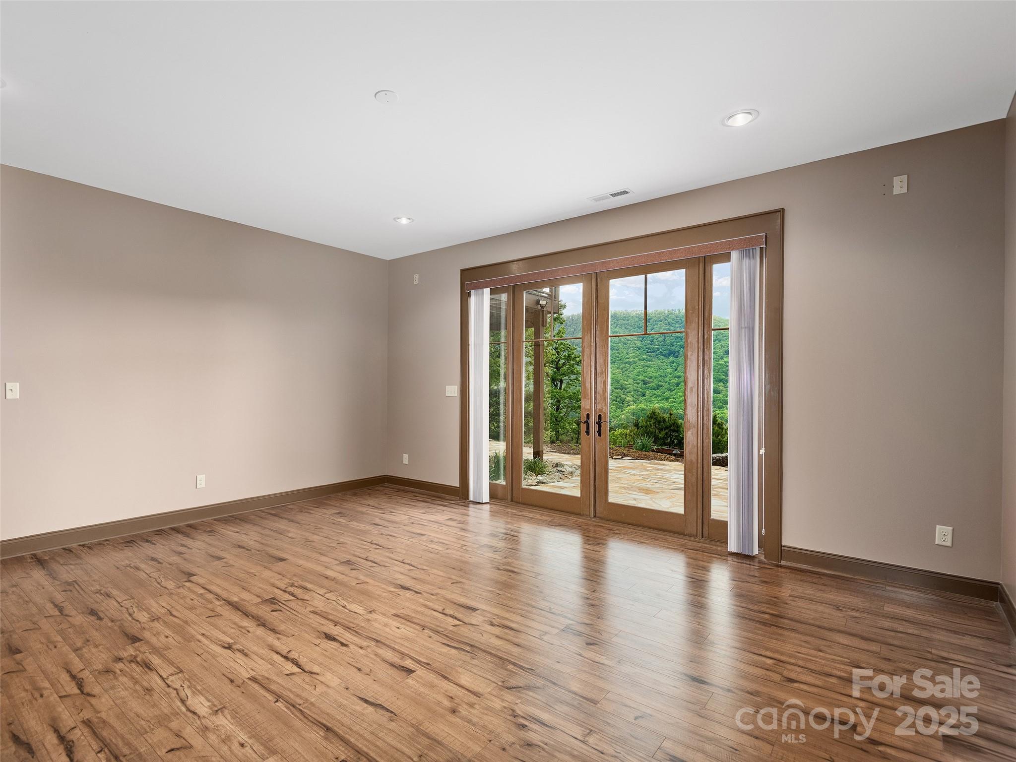 91 Watershed Way Property Photo 20