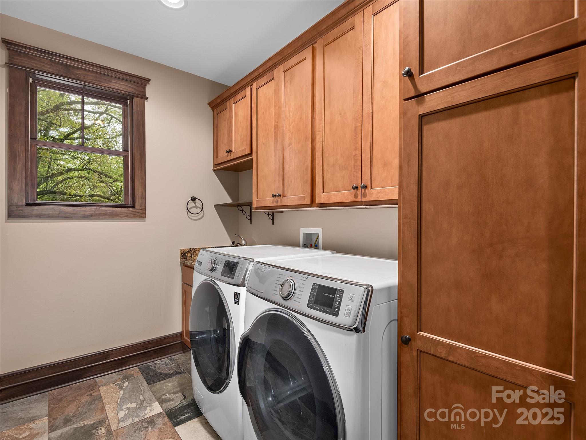 91 Watershed Way Property Photo 25