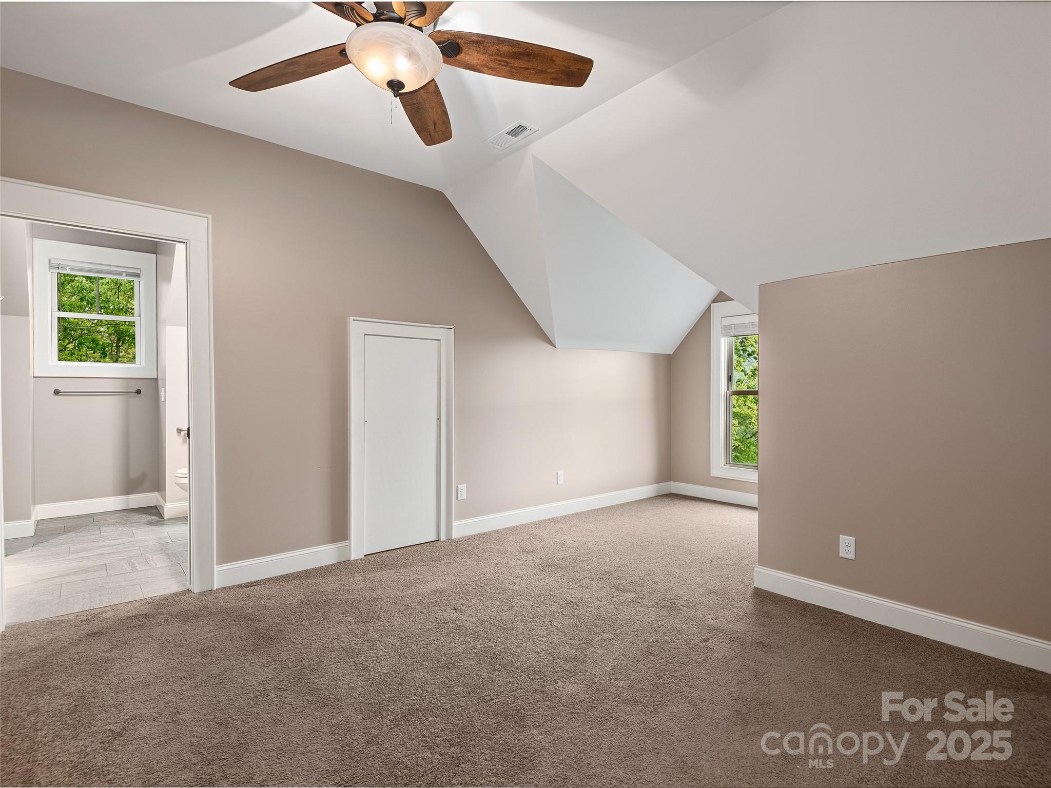 91 Watershed Way Property Photo 30