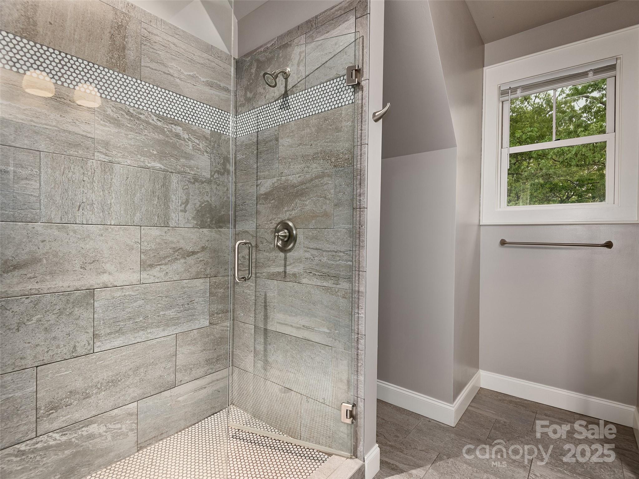 91 Watershed Way Property Photo 32