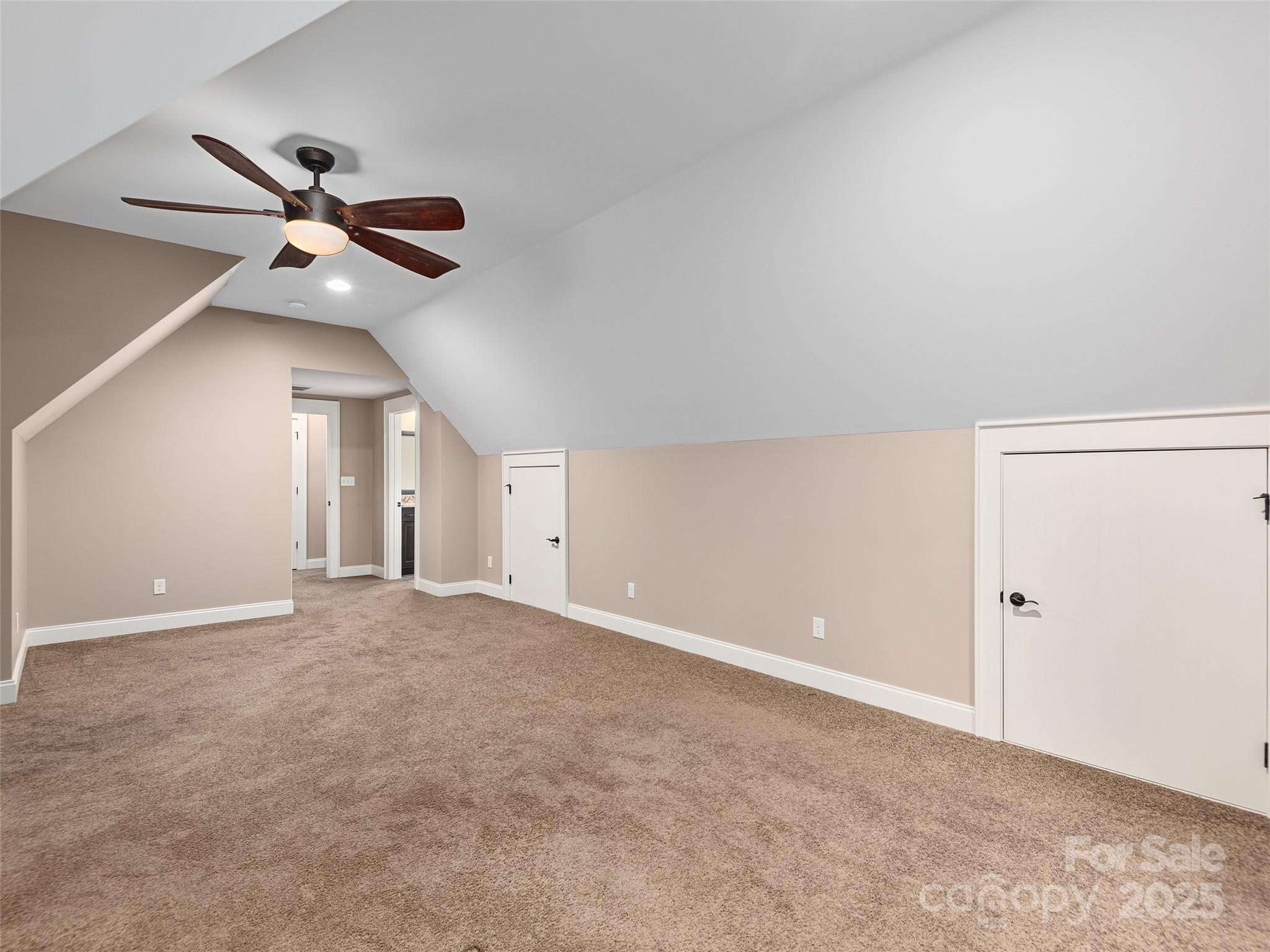 91 Watershed Way Property Photo 34