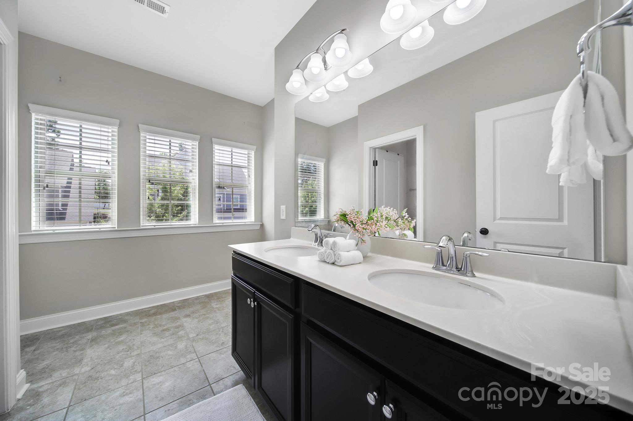 1001 Emory Lane Property Photo 29