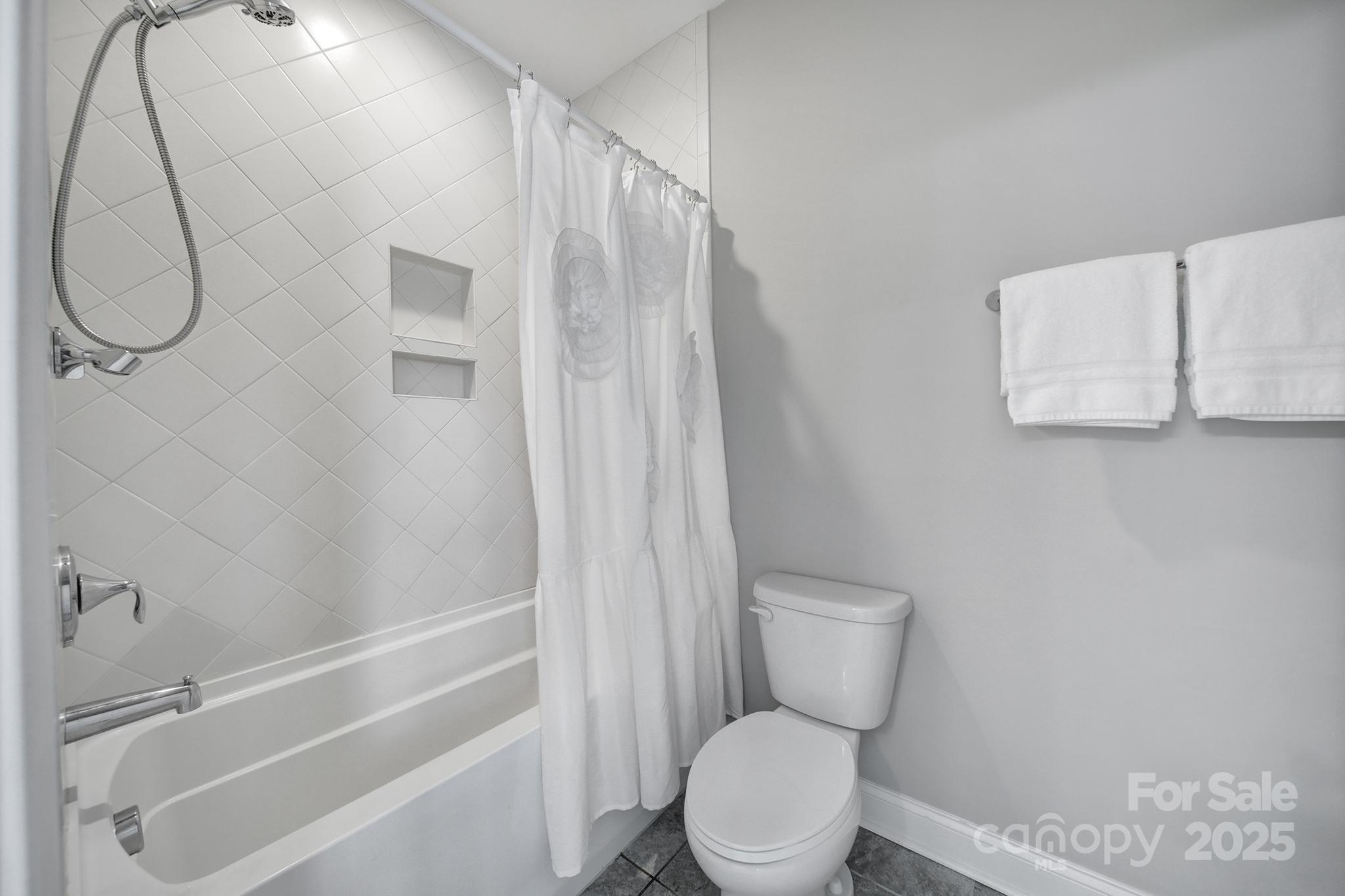 1001 Emory Lane Property Photo 30