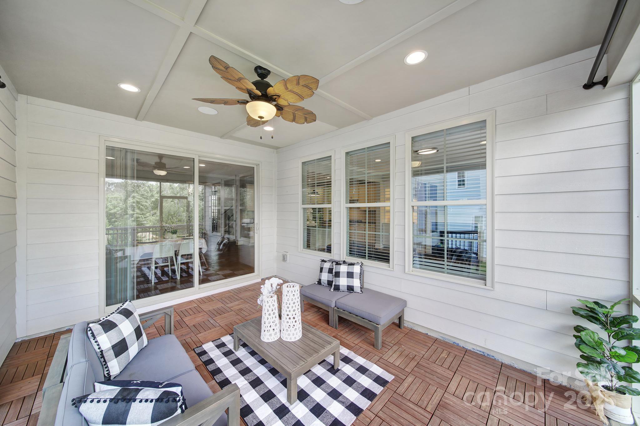 1001 Emory Lane Property Photo 34