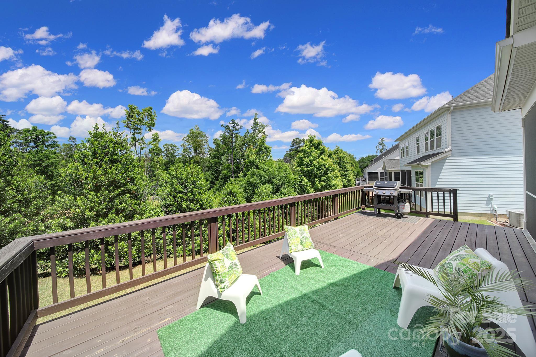 1001 Emory Lane Property Photo 35