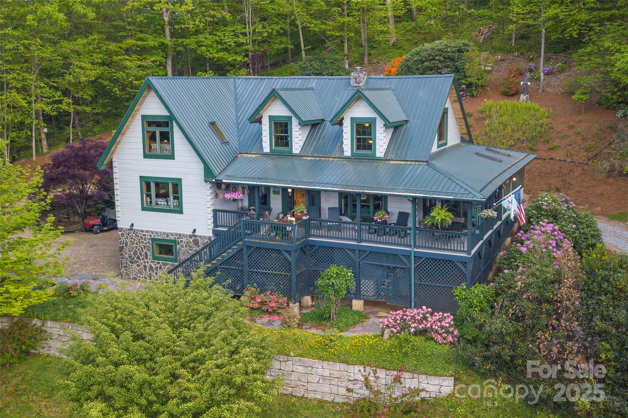 806 Twin Brook Drive 6a,6b,7a,7b Property Photo 1